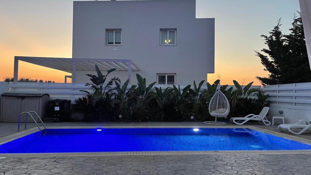 Villa Kolibri- Mythical Sands พาราลิมนี ภายนอก รูปภาพ